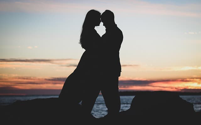 Cómo elegir el destino ideal para un viaje en pareja